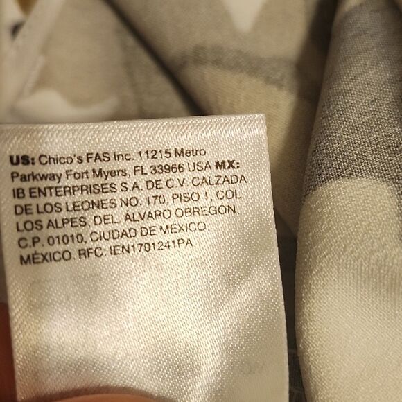 Chico's NWT Camo Floral Belted Ankle Cargo Pants, Chicos Size 0 (US 4) - Picture 15 of 16